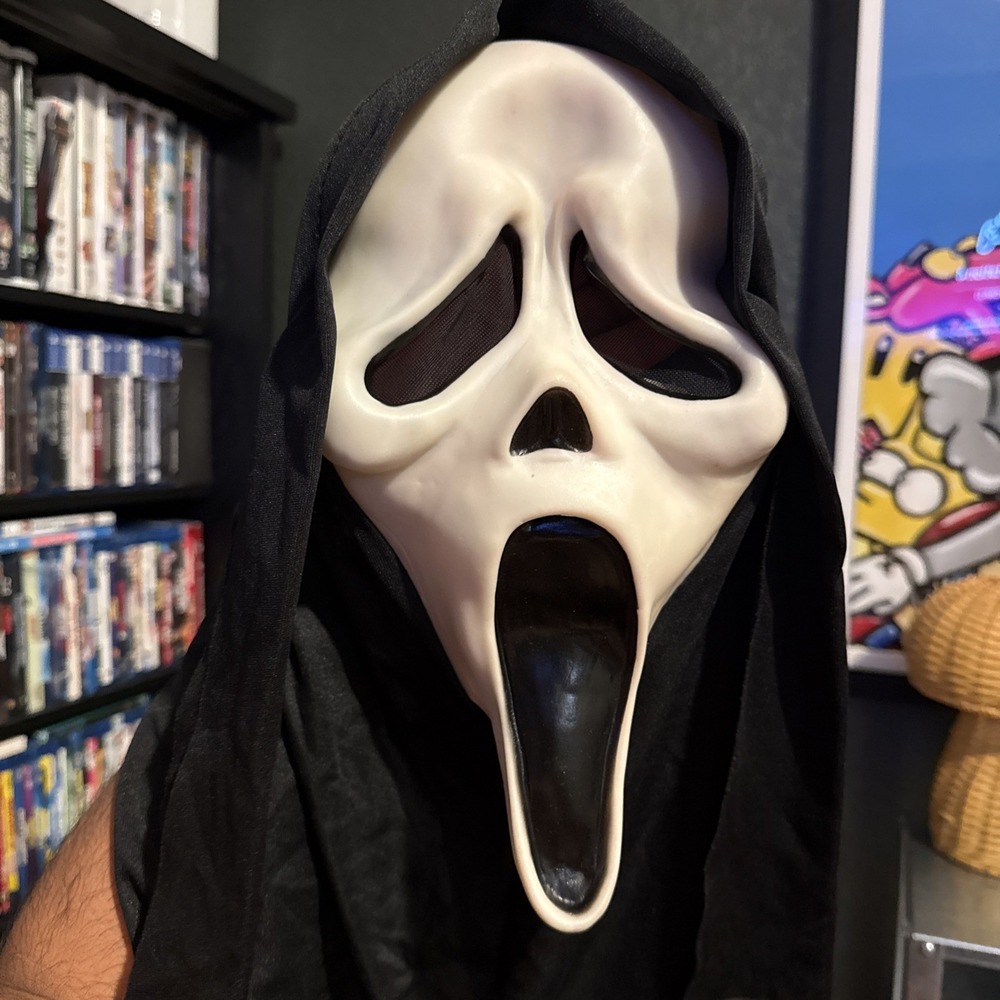 Vintage 1990s Gen 1 / 2 Scream GHOST FACE MASK Fearsome Faces Poly FUN WORLD DIV
